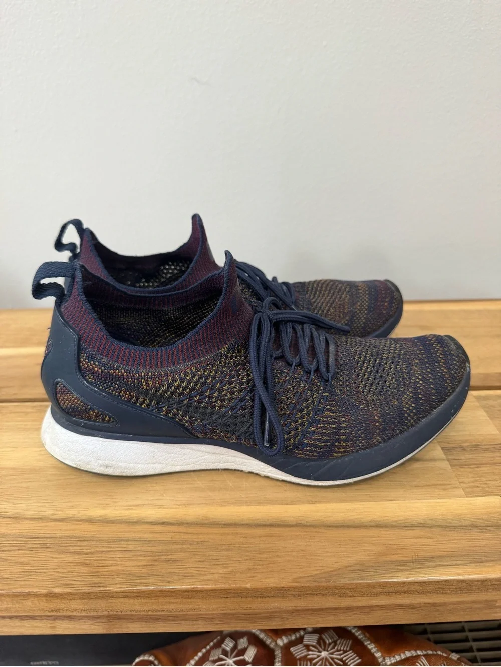Nike Men's Flyknit Lace-Up Sneakers - Navy/Burgundy/Gold